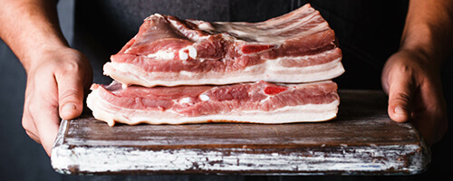 のびのび育った放牧豚肉